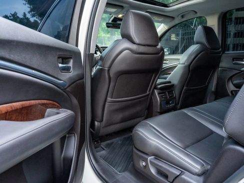 Used 2017 Acura MDX FWD w/ Technology Package image 13