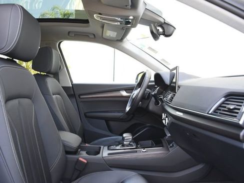 Used 2023 Audi Q5 2.0T Premium w/ Convenience Package AWD/4WD image 27