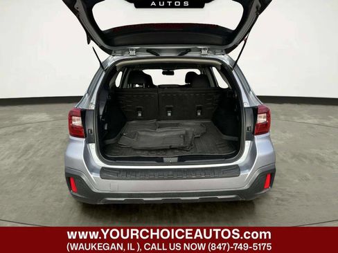 Used 2018 Subaru Outback 2.5i Premium image 12