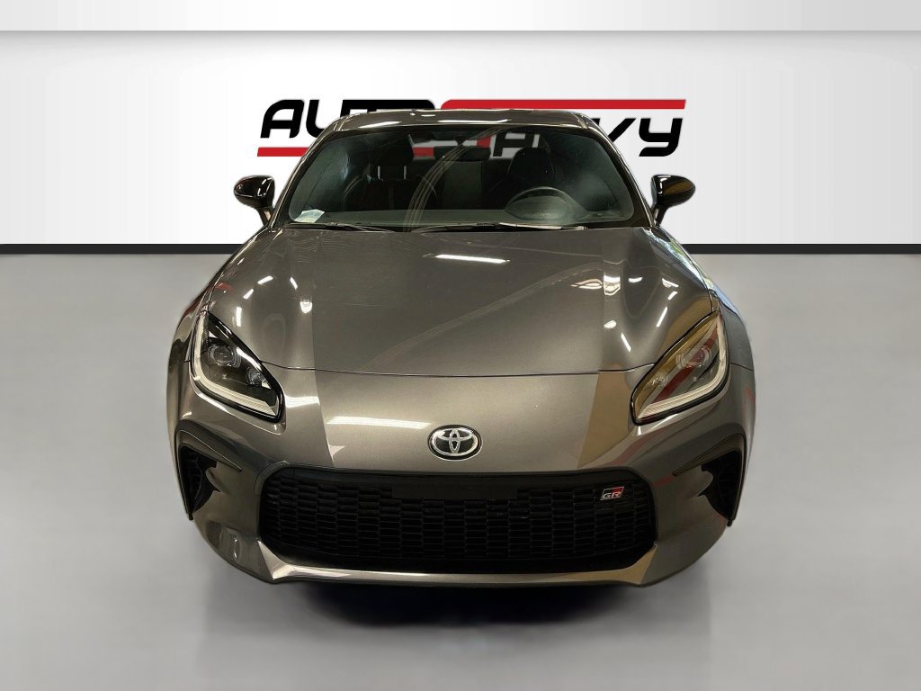 Used 2024 Toyota GR86 Premium RWD image 2