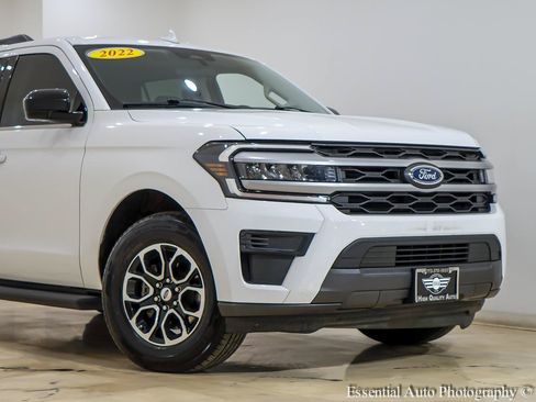 Used 2022 Ford Expedition XL AWD/4WD image 2