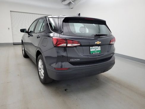 Used 2022 Chevrolet Equinox LS AWD/4WD image 5