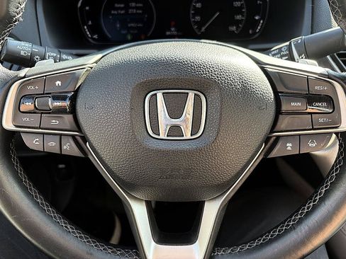 Used 2018 Honda Accord EX-L image 17