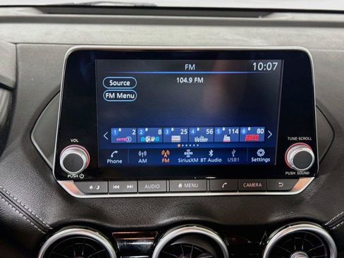 Used 2024 Nissan Sentra SV FWD image 7