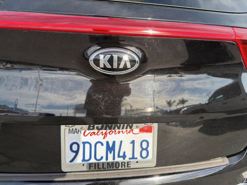 Used 2020 Kia Sportage LX w/ LX Popular Package image 37