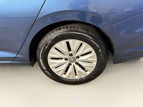 Used 2019 Volkswagen Jetta S w/ Driver Assistance Package image 11