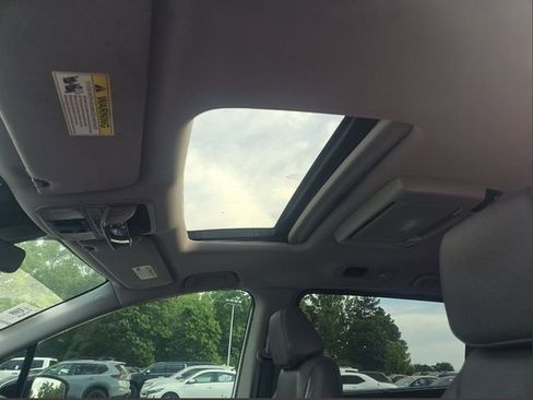 Used 2019 Honda Odyssey EX-L image 7