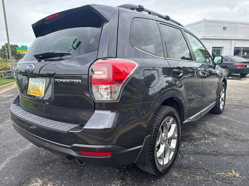 Used 2018 Subaru Forester 2.5i Touring AWD/4WD image 4