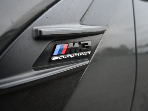 Used 2022 BMW M3 Competition w/ M Carbon Exterior Package AWD/4WD image 8
