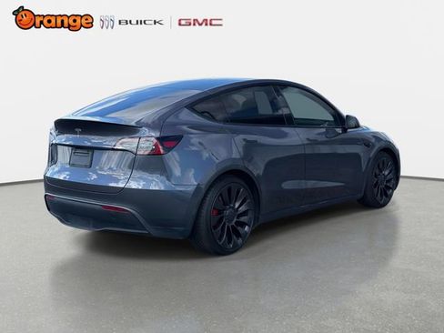 Used 2023 Tesla Model Y Performance AWD/4WD image 3