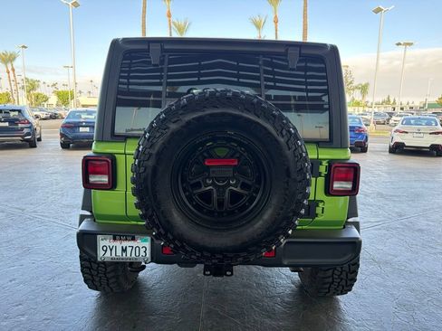 Used 2025 Jeep Wrangler Unlimited Sport AWD/4WD image 4