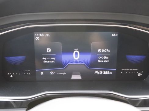 Used 2022 Volkswagen Jetta SE w/ Panoramic Sunroof Package image 29