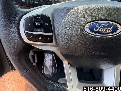Used 2022 Ford Explorer XLT w/ Equipment Group 202A AWD/4WD image 23