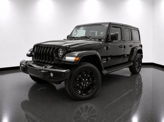 Used 2022 Jeep Wrangler Unlimited Sahara AWD/4WD video 1