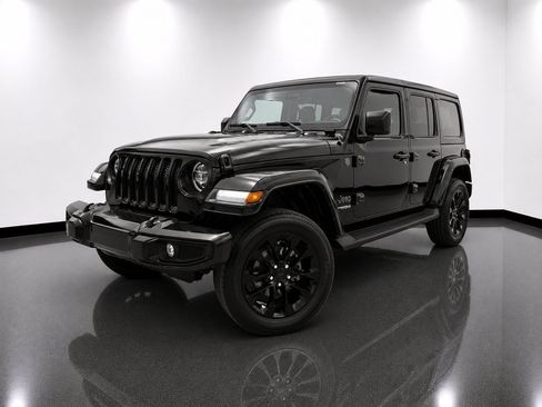 Used 2022 Jeep Wrangler Unlimited Sahara AWD/4WD image 1