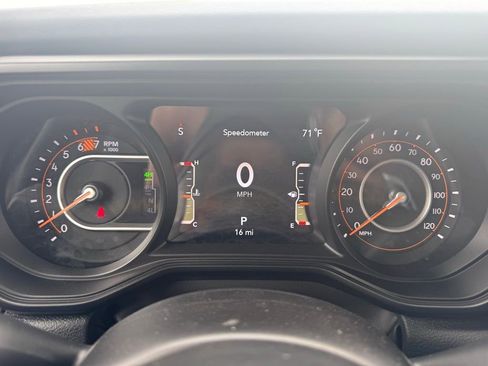 New 2025 Jeep Wrangler Unlimited Rubicon 392 image 30