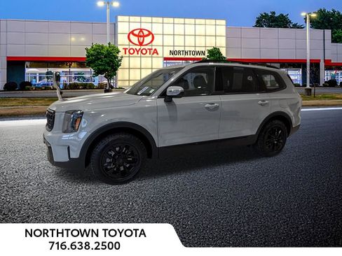 Used 2025 Kia Telluride AWD image 1