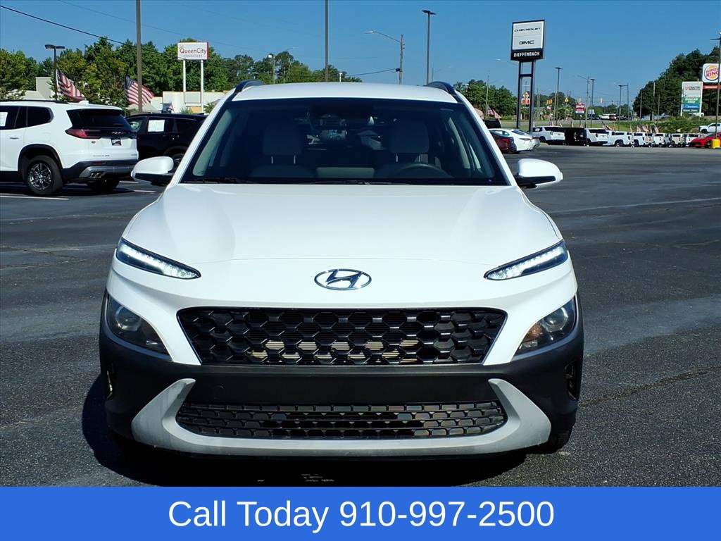 Used 2023 Hyundai Kona SEL AWD/4WD image 2