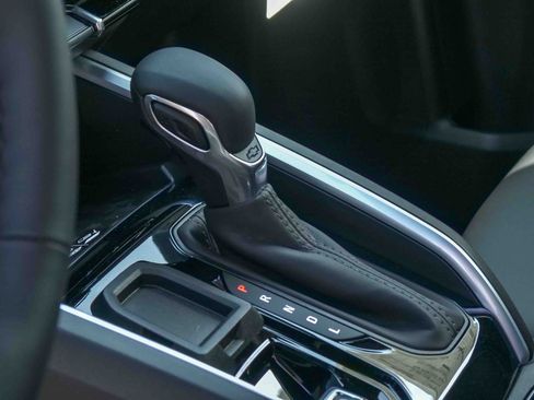 New 2026 Chevrolet Colorado LT w/ LT Convenience Package RWD image 18