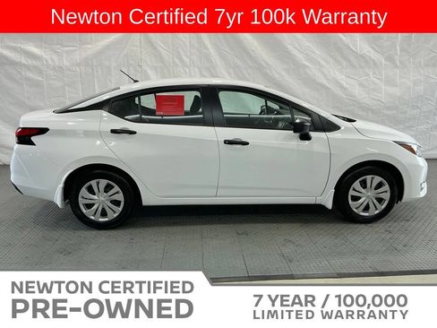 Used 2025 Nissan Versa S w/ Trunk Package FWD image 4
