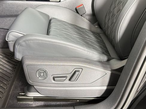 New 2026 Audi SQ5 Premium Plus AWD/4WD image 13