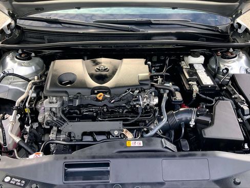Used 2024 Toyota Camry XSE FWD image 31
