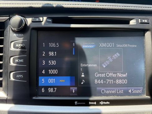 Used 2018 Toyota Highlander SE AWD/4WD image 20