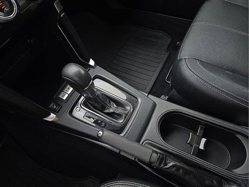 Used 2017 Subaru Forester 2.5i Touring image 21