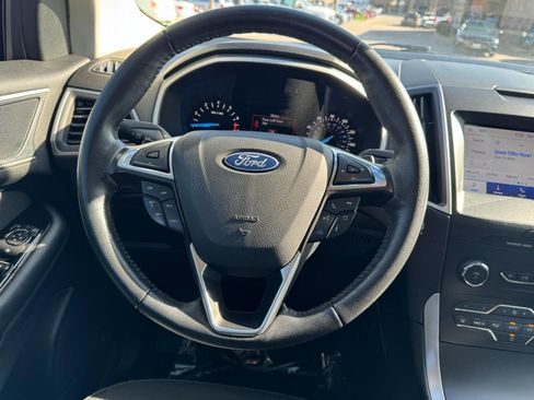 Used 2019 Ford Edge SEL image 12