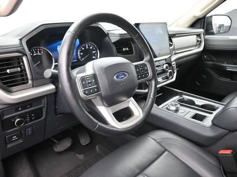 Used 2024 Ford Expedition Max XLT RWD image 18