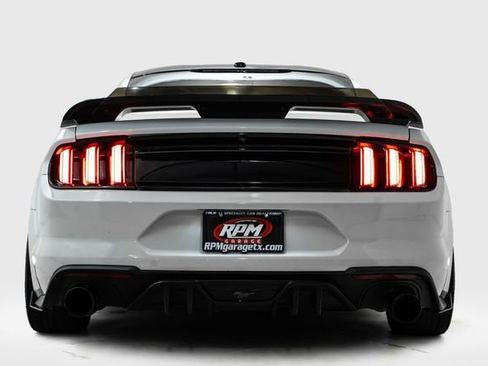 Used 2019 Ford Mustang Coupe w/ Black Accent Package RWD image 2