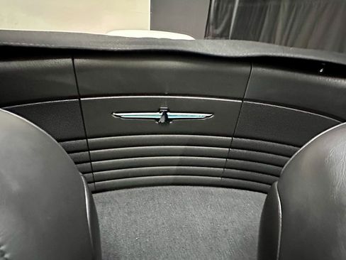 Used 2002 Ford Thunderbird Deluxe image 23