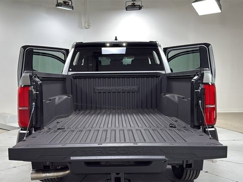 Certified 2024 Toyota Tacoma SR image 16
