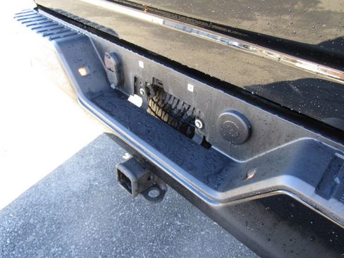 Used 2021 Chevrolet Silverado 2500 Custom w/ Custom Value Package image 42