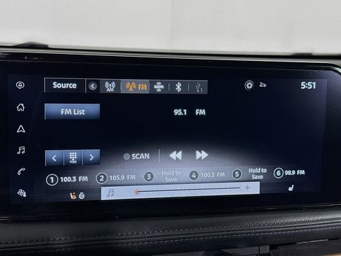 Used 2023 Nissan Ariya FWD image 21