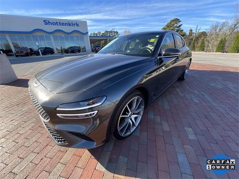 Used 2023 Genesis G70 2.0T image 30