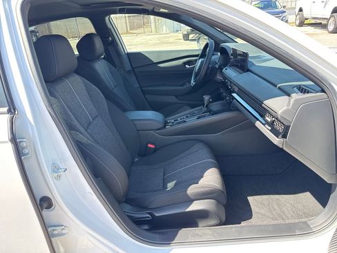 Used 2023 Honda Accord Sport image 24