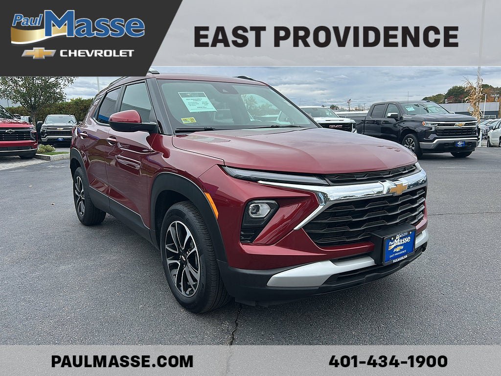 Used 2024 Chevrolet TrailBlazer LT w/ LT Cold Weather Package FWD image 13
