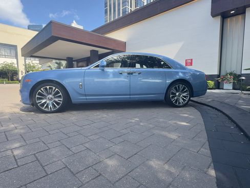 Used 2018 Rolls-Royce Ghost RWD image 6