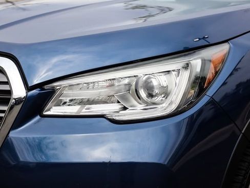 Used 2019 Subaru Ascent Limited AWD/4WD image 13