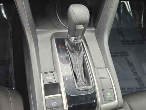 Used 2019 Honda Civic EX image 12