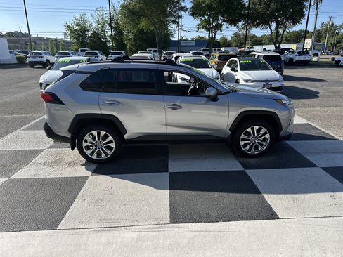 Used 2024 Toyota RAV4 XLE Premium FWD image 3