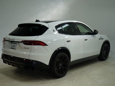 Used 2025 Maserati Grecale Modena AWD/4WD image 7