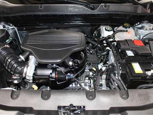 Used 2024 Chevrolet Blazer RS w/ Driver Confidence II Package FWD image 19