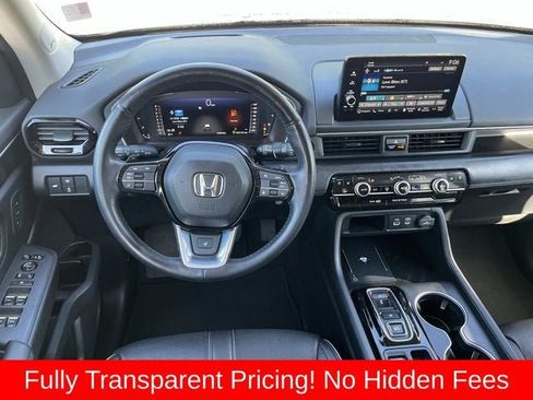Used 2023 Honda Pilot Elite image 12