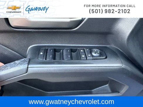 Used 2025 Toyota Tacoma TRD Off-Road image 20