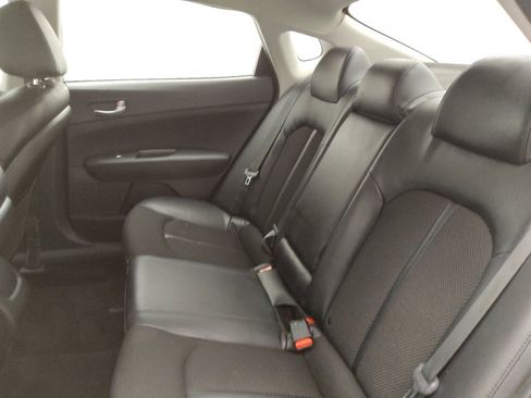 Used 2020 Kia Optima S image 18