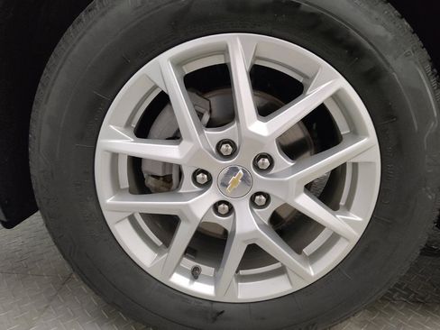 Used 2023 Chevrolet Equinox LT AWD/4WD image 31