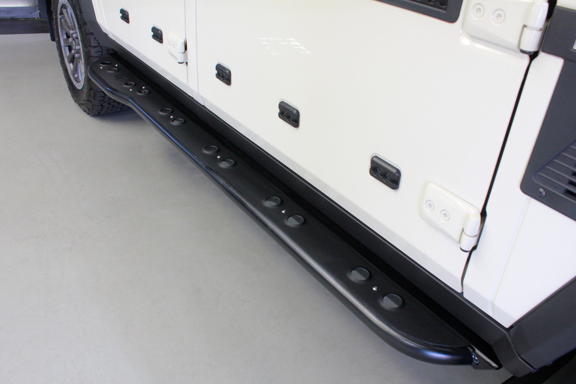 Used 2024 INEOS Grenadier Quartermaster AWD/4WD image 40