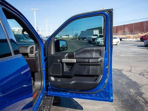 Used 2017 Ford F150 Raptor w/ Equipment Group 802A Luxury image 17